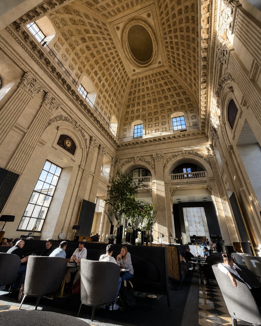 InterContinental Lyon Hotel Dieu, Le Dôme bar under the Soufflot dome