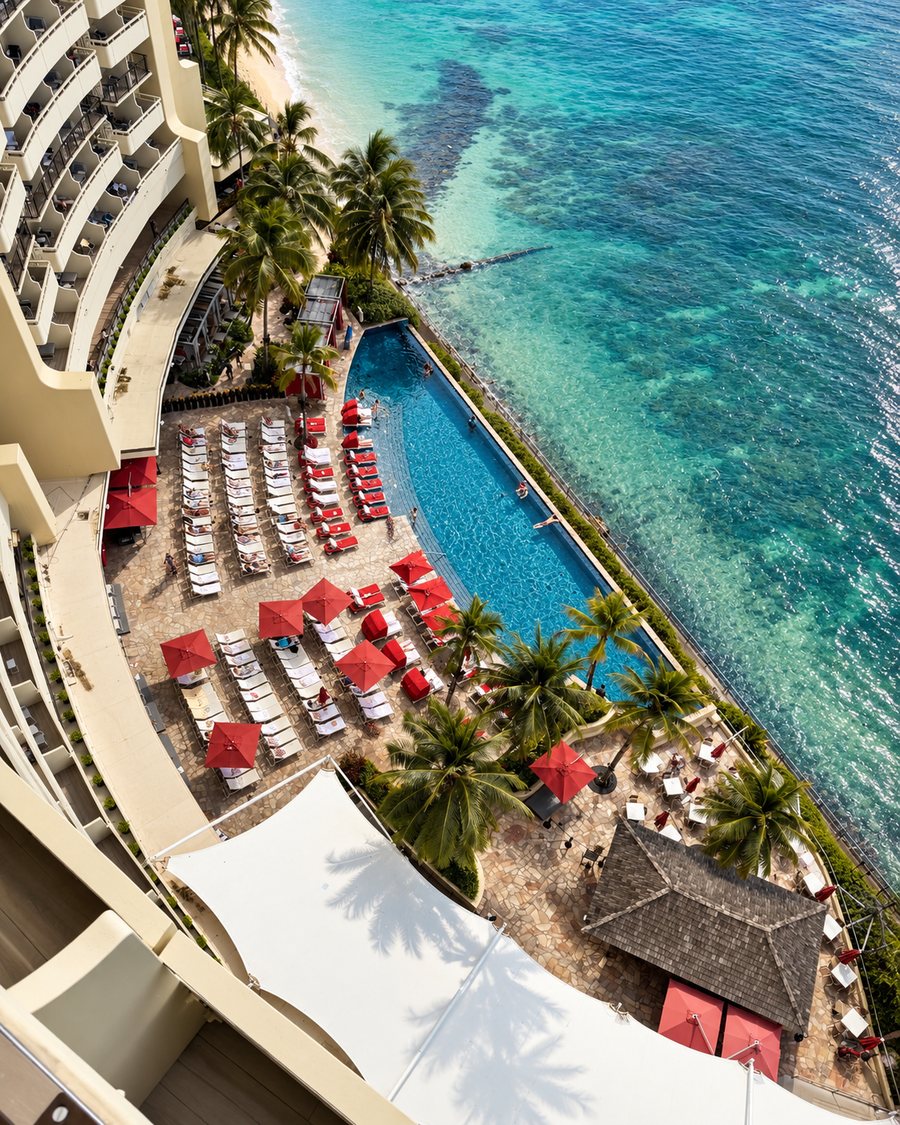 Sheraton Waikiki Beach Resort, the oceanfront infinity pool and its deck from above